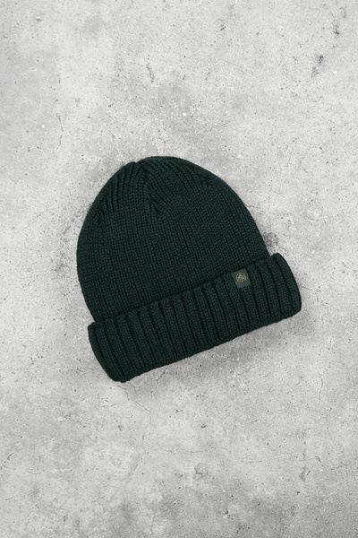 Czapka-beanie z wełny merino (głęboka) - ciemnozielona