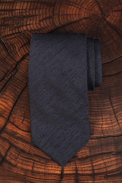 Krawat jedwabny z szantungu - stalowy granat (steel blue)