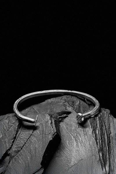 Bransoleta w kształcie gwoździa ze srebra 925 - Nail (Workshop)