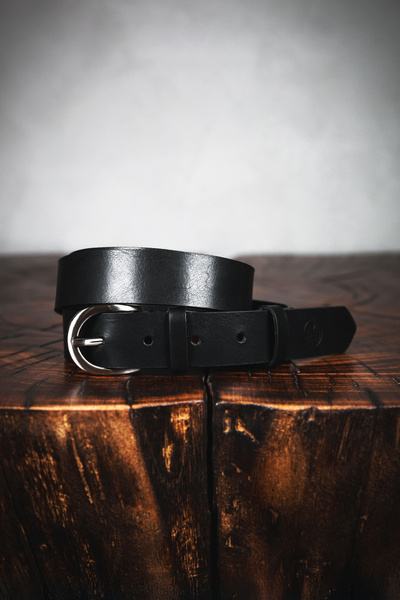 Wąski pasek skórzany do chino i jeansów - czarny [Stuart]