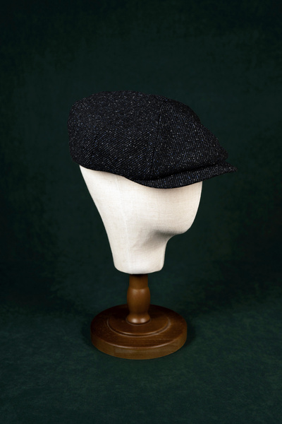 Granatowy kaszkiet z irlandzkiej wełny (Donegal Tweed) | Boston baker boy