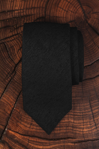 Krawat jedwabny z szantungu - czarny