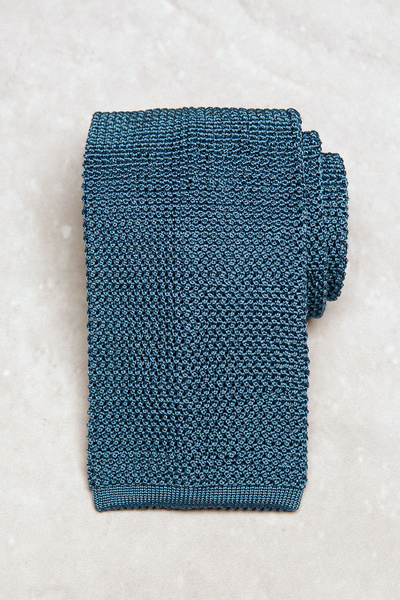 Krawat jedwabny dziergany (knit) - błękitny (Air Force Blue)