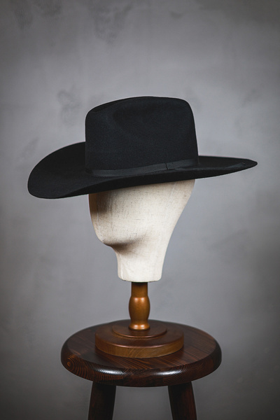 Rancher - czarny kapelusz westernowy z wełny merynosa